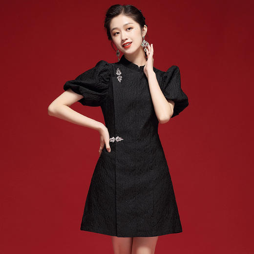 2023年新款中国风年轻款短款改良旗袍连衣裙OY-21155 商品图3