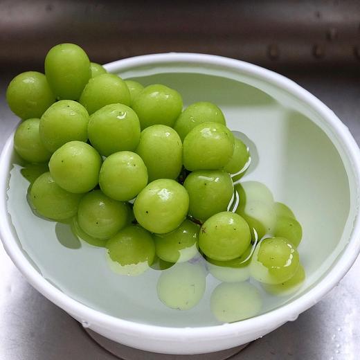 云南阳光玫瑰青 | 颗颗精选，新鲜完好，脆甜爆汁！果肉饱满Q弹，冲刷着味蕾，浓郁的玫瑰香，开团价格不过150实现阳光玫瑰自由 商品图6