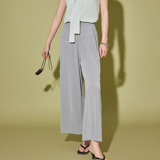 【品牌优选】【合作直发】IN AND O醋酸阔腿裤女夏季新款薄款高腰垂感空气裤显瘦休闲直筒拖地裤子 商品图3