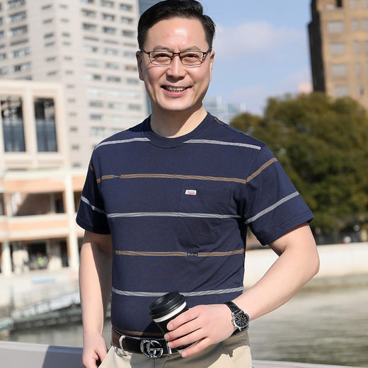 买一送一❗️新款爸爸装短袖t恤男士40-50岁】柔软舒适透气 中老年人冰丝圆领条纹男装父亲节礼物优选粉丝专属男士父亲节礼物新年礼盒年货礼盒 商品图1