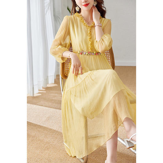 QS-82393938真丝连衣裙女2023新款夏季法式V领双绉收腰黄色桑蚕丝过膝中长裙 商品图6