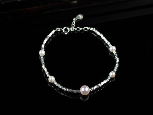 D428012 925银镶akoyo珍珠套装 设计新颖， 主珠尺寸：6.5mm，附珠尺寸：4.5mm akoyo珍珠项链特价：588/条 akoyo珍珠手链特价：688/条 套装特价：1188/套 商品图3