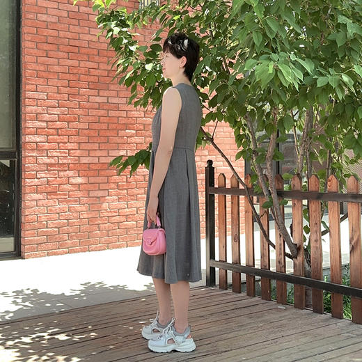 SAINT L’UCK/圣媛女装新款中长款圆领连衣裙SA120L52 商品图2