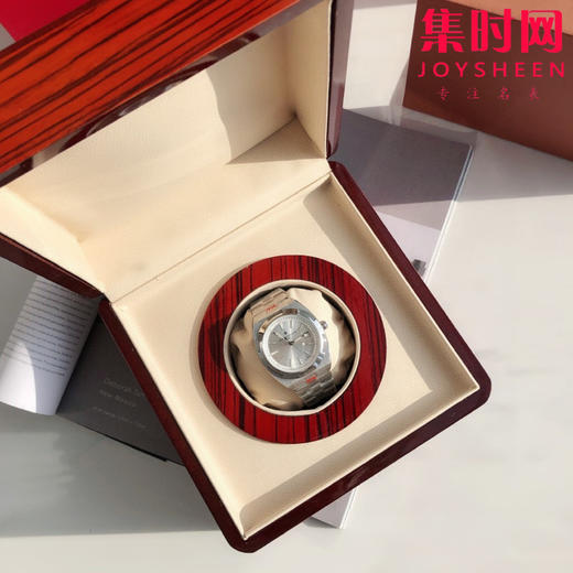 VC江诗丹顿纵横四海系列4500V 男士机械腕表
机芯：搭载进口西铁城 商品图1