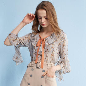 欧芮儿 2018夏装新款女装宽松V领蝴蝶结荷叶边喇叭袖碎花雪纺衫女