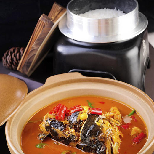 餐云鱼头泡饭酱   风靡各大餐厅的招牌鱼头泡饭配方  轻松将招牌菜实现标准化操作  特色餐饮创新推荐  （2斤装一包做10份） 商品图1