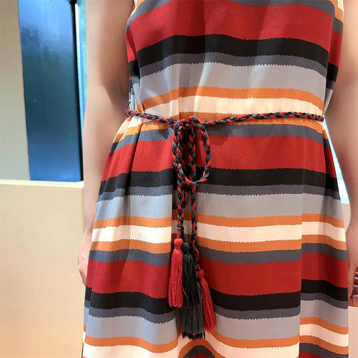 SAINT L’UCK/圣媛女装 度假风彩色条纹中长款收腰散摆连衣裙SA120L11 商品图5