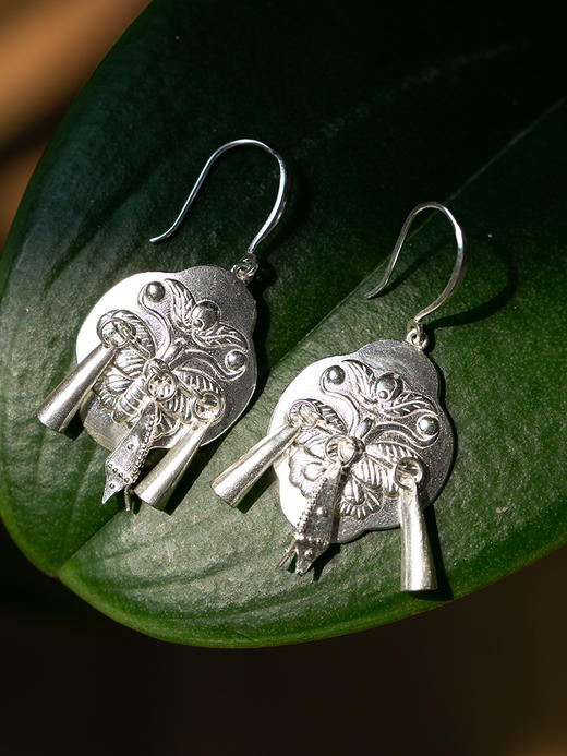 牧衣游 图腾浮雕吊穗耳环-----纸鸢【不支持会员折】 商品图1