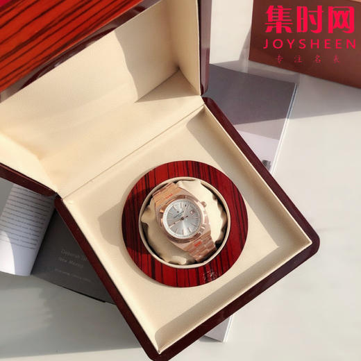 VC江诗丹顿纵横四海系列4500V 男士机械腕表
机芯：搭载进口西铁城 商品图1