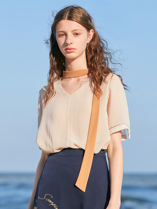 欧芮儿夏装2019新款女装拼接条纹雪纺衫女宽松挂脖上衣女小衫 商品图0
