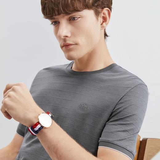 【含桑蚕丝】柒牌短袖T恤男夏季新款提花暗条纹休闲体恤上衣	124T71680 商品图1