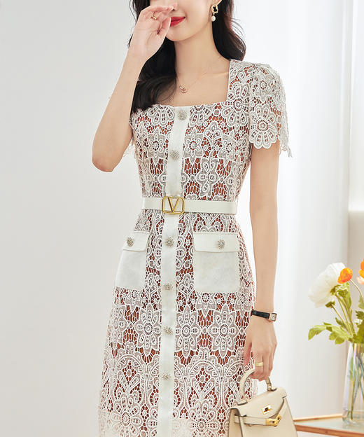 收腰显瘦，重磅蕾丝拼接水溶花镂空设计感梯形领连衣裙WLZD-2312201 商品图2