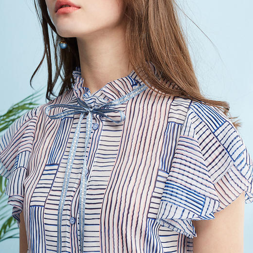 欧芮儿2019夏装新款蝴蝶结小衫衬衣女荷叶袖条纹雪纺衫女短袖 商品图2