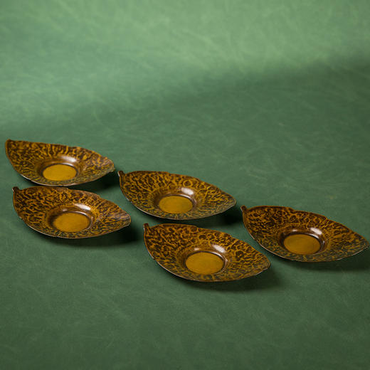 四世藏六造铜树叶形杯托成套（五客） 商品图4