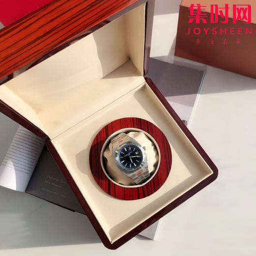 VC江诗丹顿纵横四海系列4500V 男士机械腕表
机芯：搭载进口西铁城 商品图1