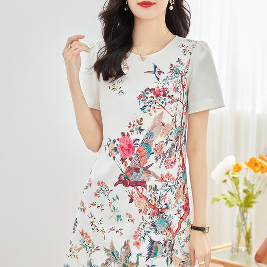 宽松遮肉显瘦，定位花鸟印花斜纹雪纺连衣裙WLZD-2312106 商品图0