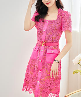 收腰显瘦，重磅蕾丝拼接水溶花镂空设计感梯形领连衣裙WLZD-2312201