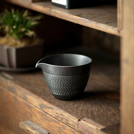 黑玄黑陶公道杯陶瓷均杯粗陶分茶器简约茶海复古中式功夫茶具公杯 商品图4