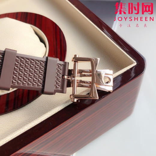 VC江诗丹顿纵横四海系列4500V 男士机械腕表
机芯：搭载进口西铁城 商品图8