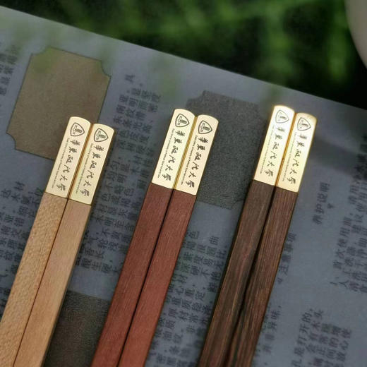 高档铜头实木筷子 商品图3