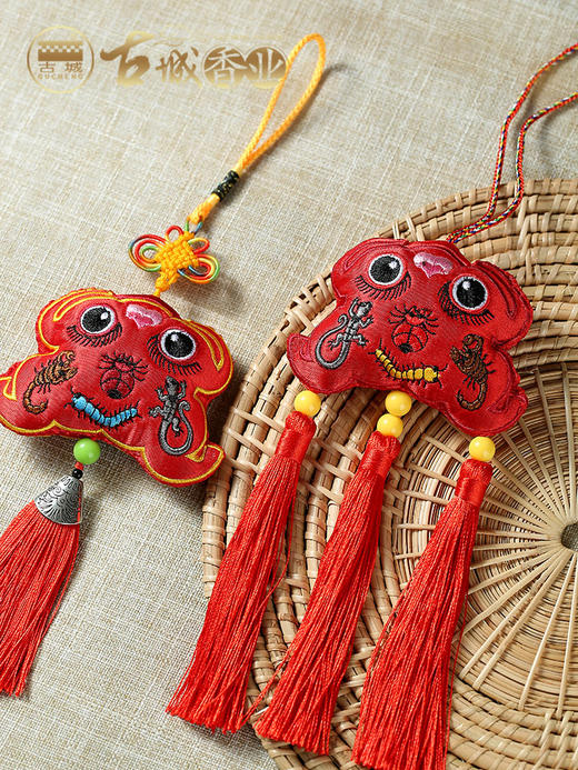 优选丨庆阳草本五毒香囊 商品图4