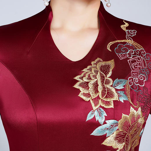 LHS-20256新款喜婆婆婚宴装婚礼礼服红色高贵洋气婚庆旗袍裙春季 商品图1