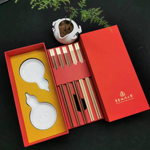 高档铜头实木筷子 商品图1