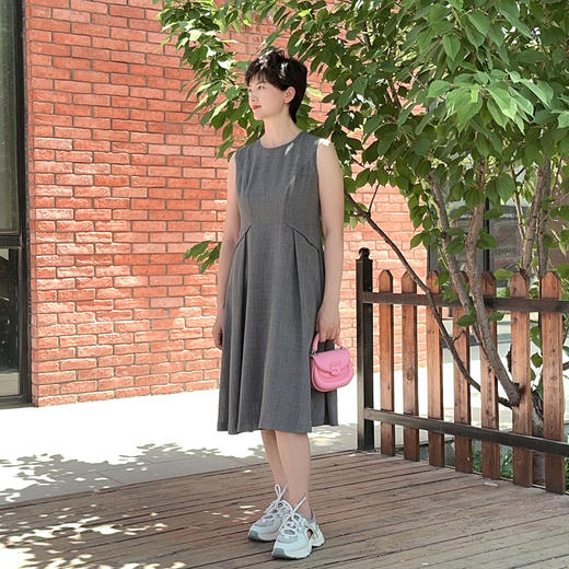 SAINT L’UCK/圣媛女装新款中长款圆领连衣裙SA120L52 商品图1