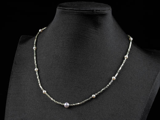 D428012 925银镶akoyo珍珠套装 设计新颖， 主珠尺寸：6.5mm，附珠尺寸：4.5mm akoyo珍珠项链特价：588/条 akoyo珍珠手链特价：688/条 套装特价：1188/套 商品图2