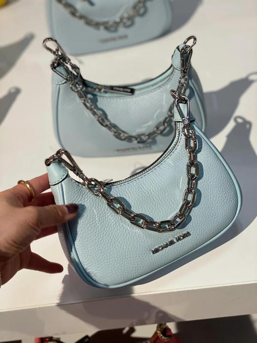 ¥980🇺🇸直邮，MK新款mini Cora豌豆包，纯色款链条腋下包，搭配皮质肩带 商品图8