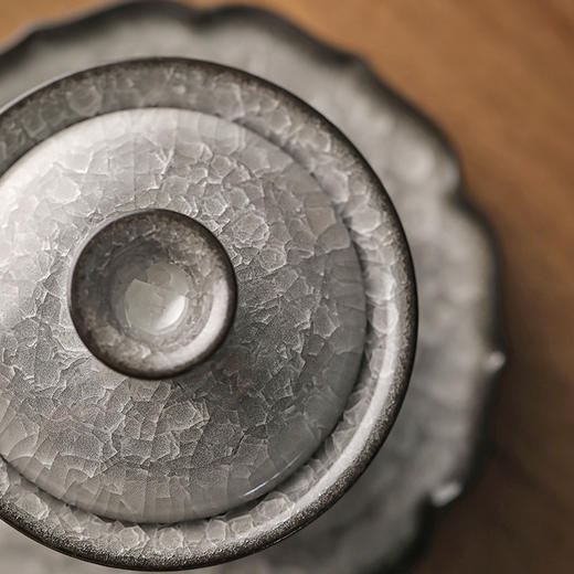 龙泉三才盖碗茶杯黑冰单个青瓷泡茶碗铁胎哥窑冰裂纹陶瓷功夫茶具 商品图2