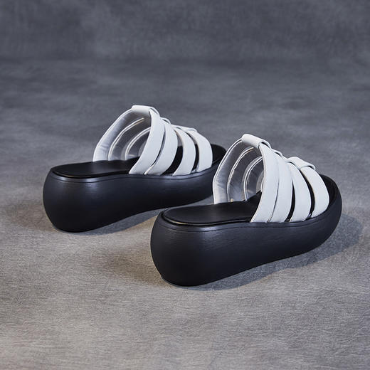 夏季新款，厚底拖鞋外穿头层牛皮舒适踩屎感时尚一字凉拖ZM232230 商品图4