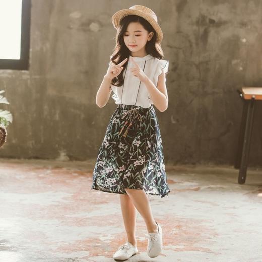【服装鞋包】新款韩版夏季女孩洋气t恤碎花雪纺阔腿裤套装 商品图2