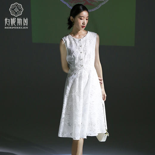 千年情话—2S60021梁祝草桥结拜皓色巴旦木无袖连衣裙【巴洛克摆钟】 商品图1