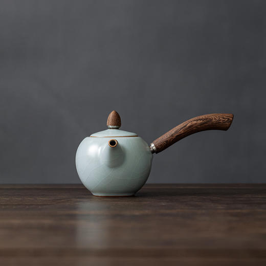 丰子汝窑 【天青侧把壶】泡茶单壶陶瓷大号开片可养木柄茶壶 商品图0