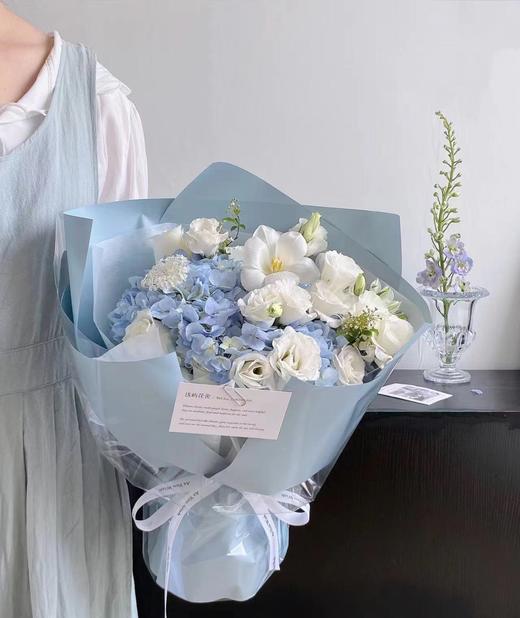 炎炎夏日--蓝绣球花束 商品图0