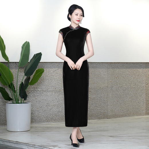 夏季新款，长款无袖拼接香云纱改良丝绒旗袍HYX-23-7801 商品图0