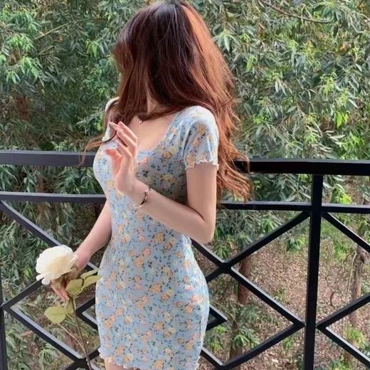 【性感甜辣！夏季性修身碎花连衣裙短裙】收腰显瘦的设计，自然流露性感修身，收腰显瘦内搭外穿高弹短袖辣妹裙，让你成为靓的辣妹！粉丝专属 商品图4