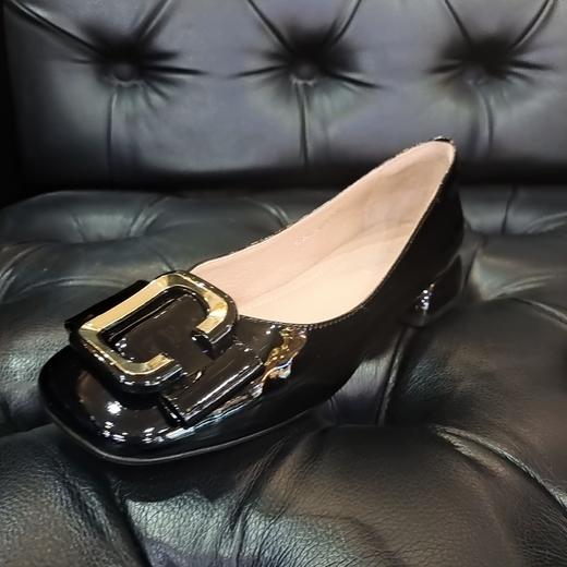 LFGJ  12007 新款真皮浅口低跟漆皮单鞋 商品图0