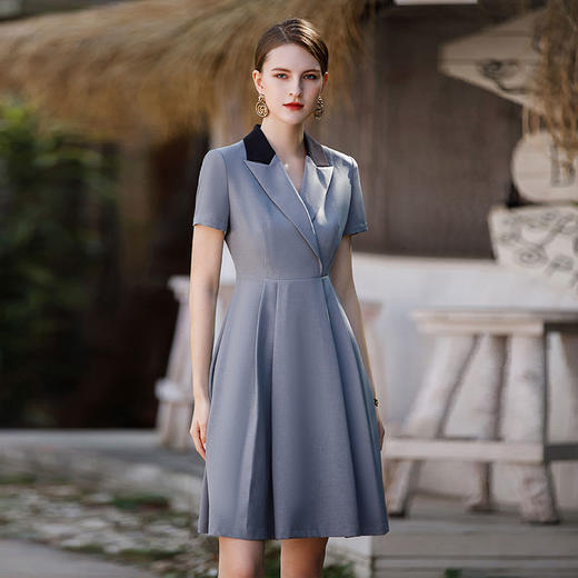 IWY/灰色西装领连衣裙夏季新款短袖西服裙收腰显瘦气质伞裙职业Q878 商品图1