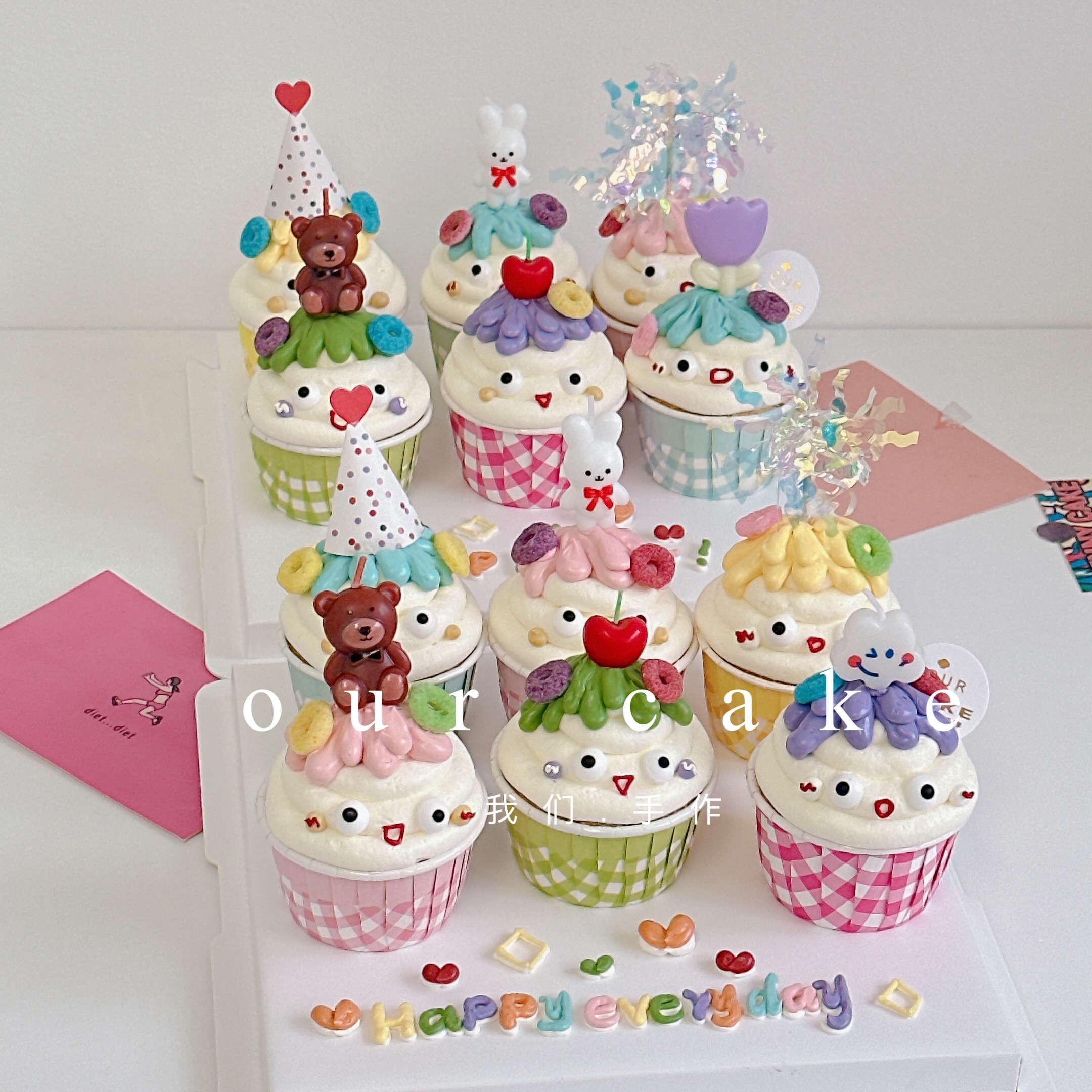 搞怪可爱杯子蛋糕-无夹心内有卡仕达酱-低糖无添加