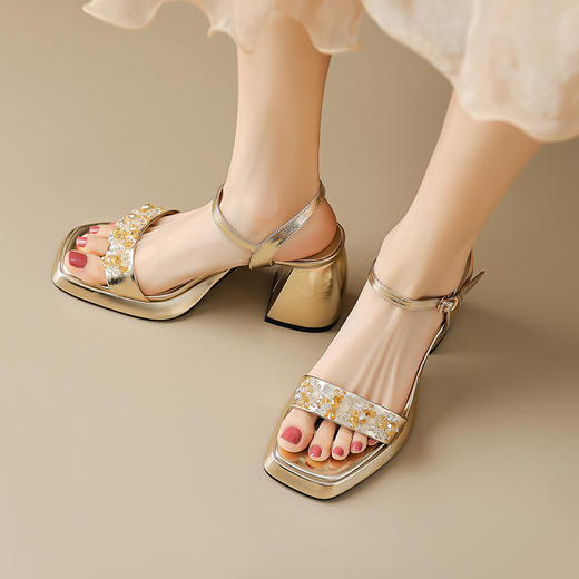 时尚粗跟中跟凉鞋，新款夏季法式仙女风气质一字带高跟鞋YZ-627-5 商品图2