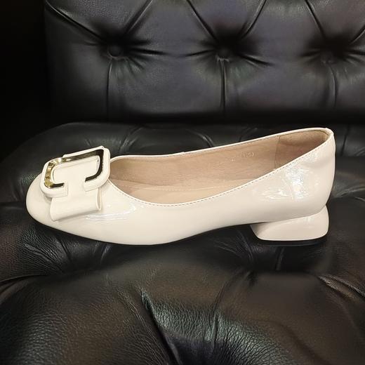 LFGJ  12007 新款真皮浅口低跟漆皮单鞋 商品图6