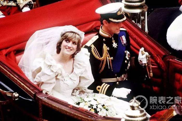 “勤俭持家”的小姐姐-凯特王妃佩戴卡地亚蓝气球