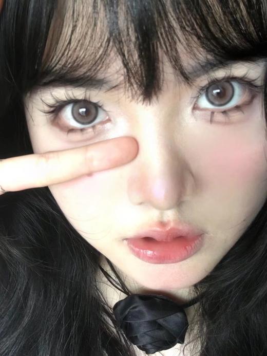 【日抛】纳米水光 toastnomi  | 中直径14.2 , 着色13.4 | 【一盒10片，多盒购买更划算，选款色板在详情页内】基弧8.7 含水43％ 商品图9