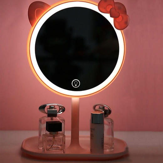 【小东西 大作用】台式家用LED灯桌面折叠梳妆镜；三色补光化妆镜，适应不同场景需求。触摸开关，操作简单。带灯触摸，多角度旋转，轻松打造完美妆容！ 商品图1