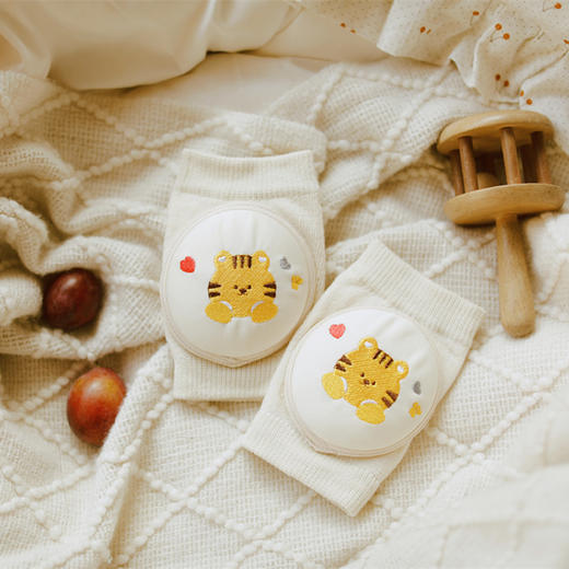 【宝宝学步护膝 健康亲肤透气】23年夏宝宝护膝爬行袜婴儿护膝防摔护具网眼透气儿童膝盖保护袜套 商品图14