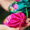 手作刺绣香囊含1内胆 | 刺绣荷花福寿多款夏季花色颜色可选。 商品缩略图9