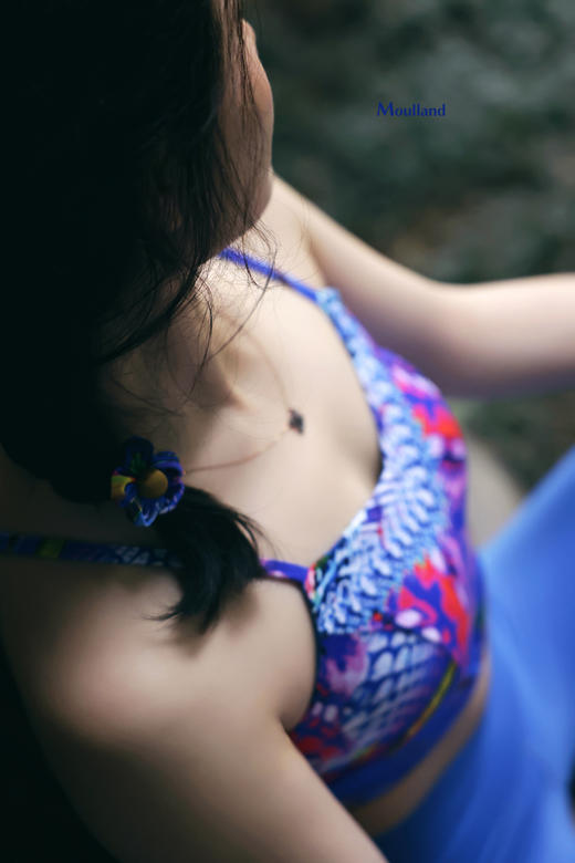 爆款好货 水滴细带短背心-蓝色妖姬 商品图4