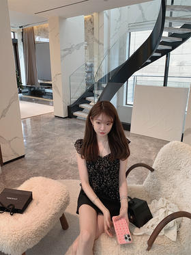 韩漫 / 短裙也可以同时适配少女感 百搭高腰a字半身短裙